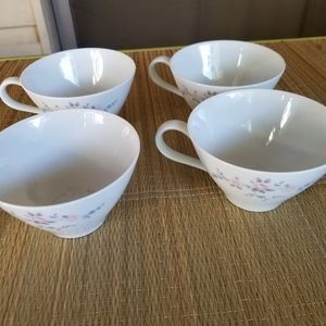 Vintage belle rose tea cups (4)